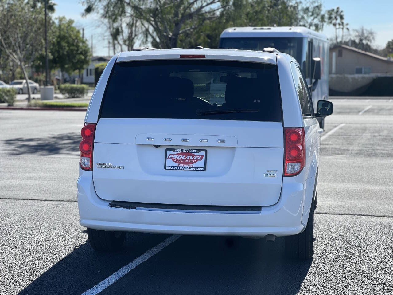 Used 2019 Dodge Grand Caravan SXT FWD image 37