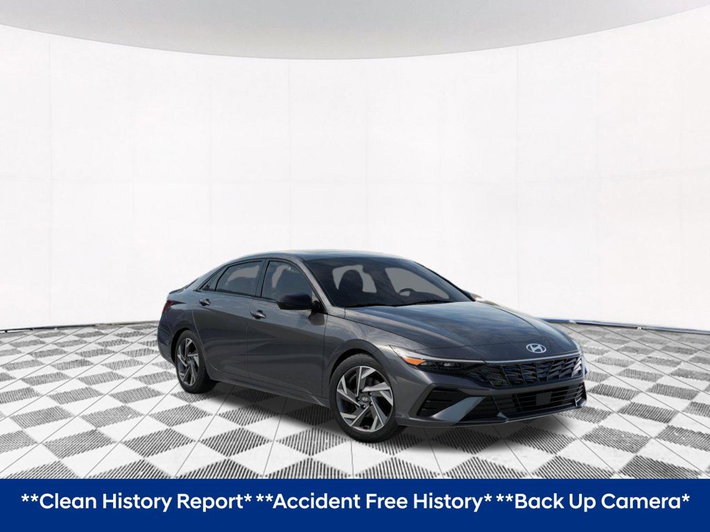 Used 2026 Hyundai Elantra SEL Sport Premium FWD image 2