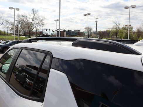 New 2026 Chevrolet Equinox LT w/ Convenience Package II AWD/4WD image 26