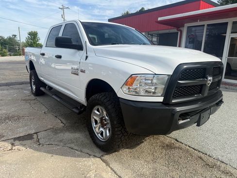 Used 2018 RAM 2500 Tradesman AWD/4WD image 13
