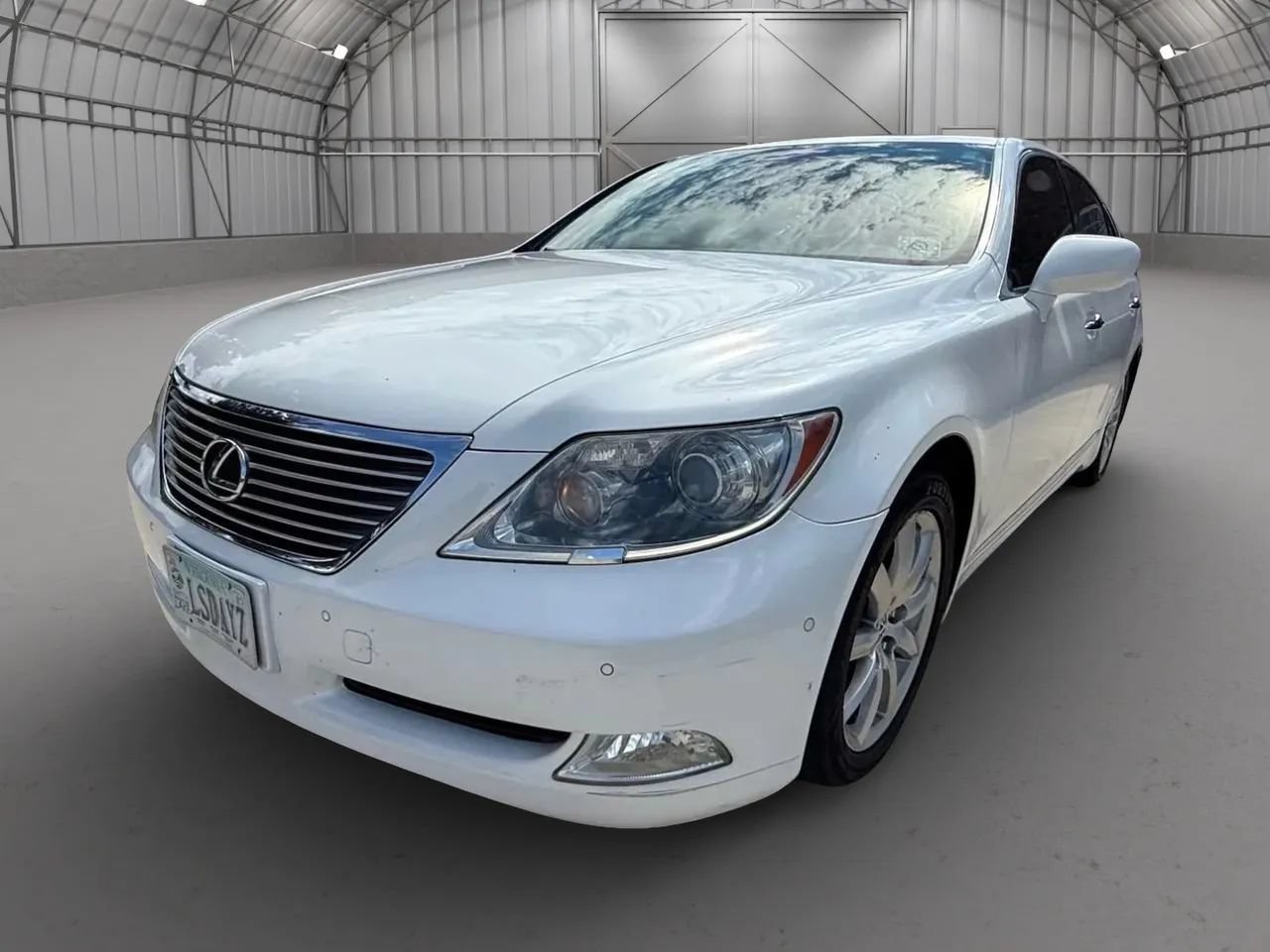 Used 2009 Lexus LS 460 L w/ Luxury Pkg RWD image 2