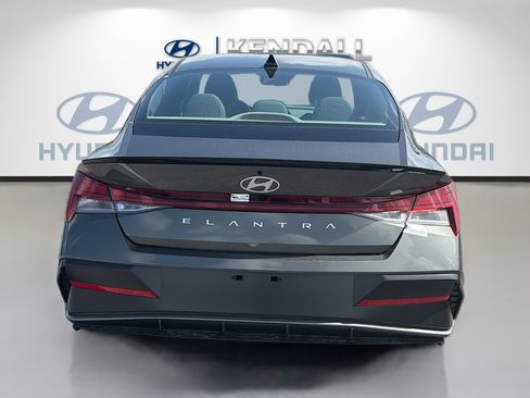 New 2026 Hyundai Elantra SEL Sport Premium FWD image 5