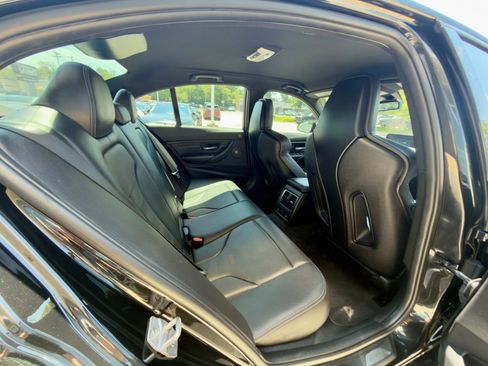Used 2017 BMW M3 RWD image 17