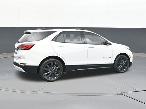 Used 2023 Chevrolet Equinox RS image 16