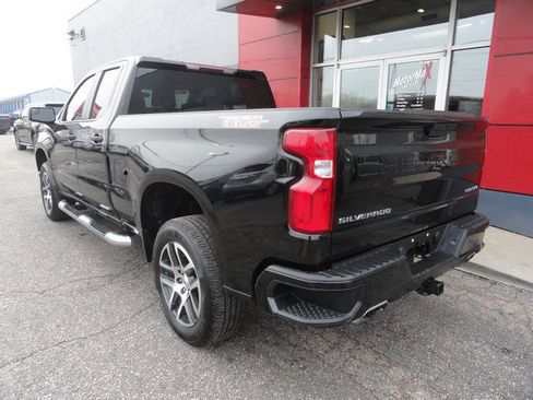 Used 2019 Chevrolet Silverado 1500 Custom Trail Boss w/ Custom Convenience Package AWD/4WD image 6