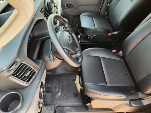 New 2025 Ford Transit 250 148 Medium Roof w/ Load Area Protection Package image 10