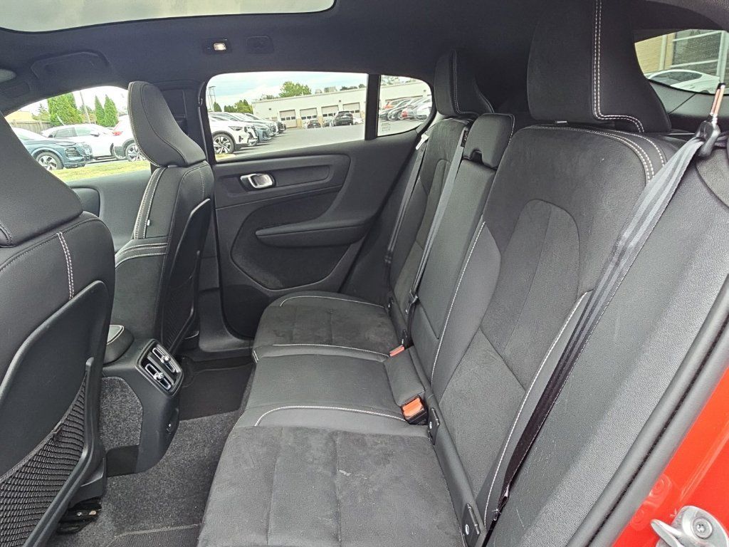 Used 2023 Volvo C40 P8 Recharge Plus AWD/4WD image 12