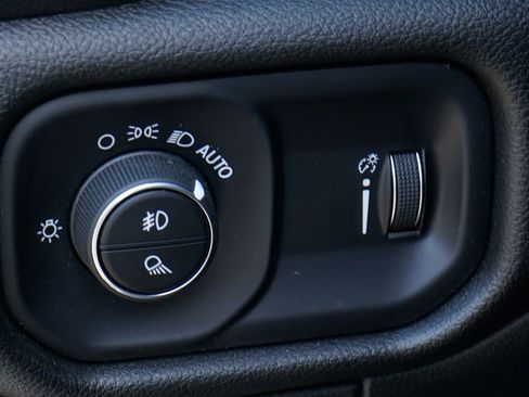 Used 2025 RAM 1500 Tradesman w/ Night Edition AWD/4WD image 19