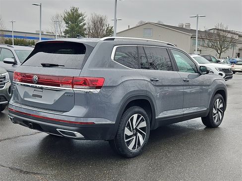 New 2025 Volkswagen Atlas SEL image 2