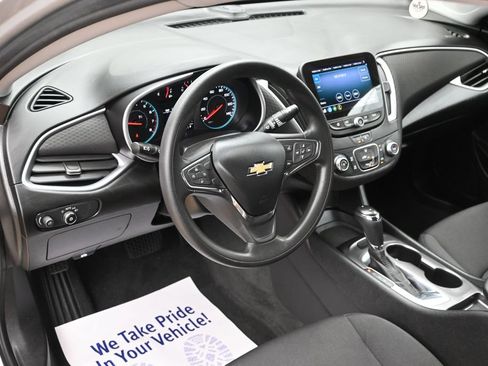 Used 2020 Chevrolet Malibu LS FWD image 11