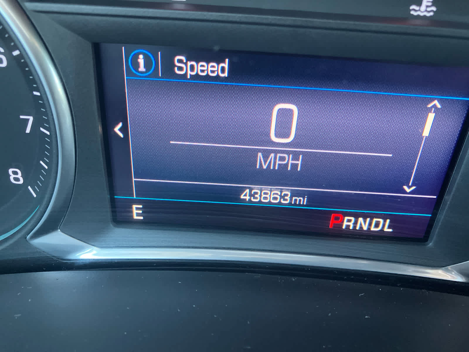 Used 2021 Chevrolet Equinox LT FWD image 12