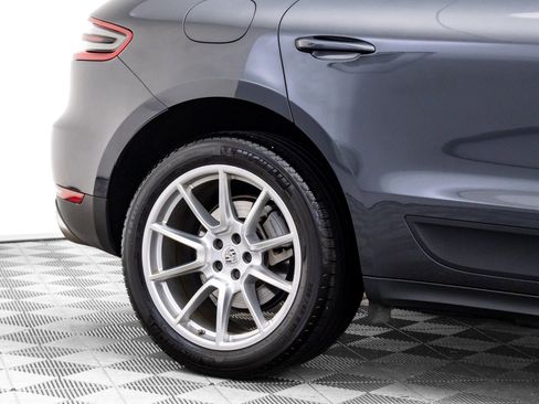 Used 2017 Porsche Macan S image 35