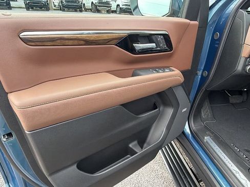 New 2026 Chevrolet Tahoe High Country image 11