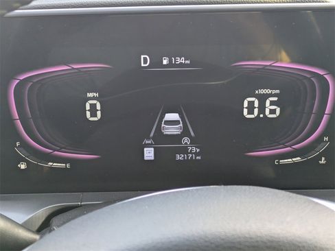 Used 2024 Kia Telluride LX image 20