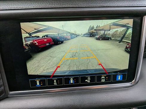 Used 2023 GMC Yukon Denali image 13