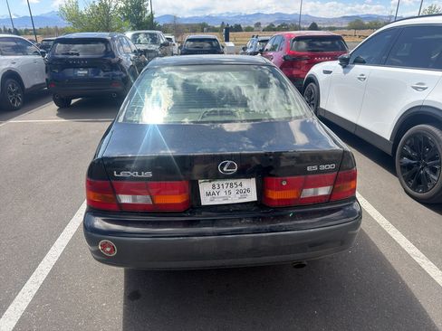 Used 1997 Lexus ES 330 FWD image 6