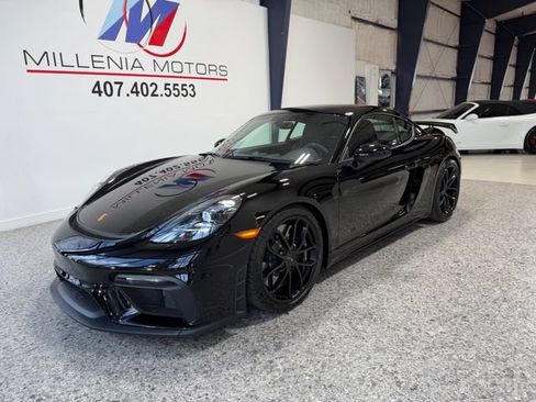Used 2020 Porsche 718 Cayman GT4 RWD image 18
