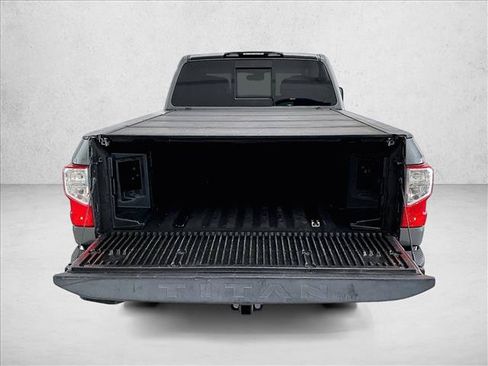 Used 2016 Nissan Titan SL RWD image 30