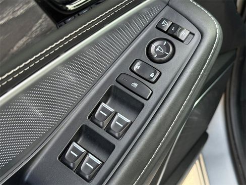 Used 2025 Acura MDX w/ Advance Package image 23