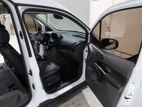 Used 2021 Ford Transit Connect XL FWD image 12