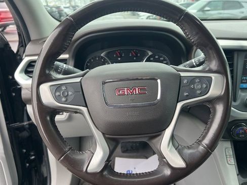 Used 2018 GMC Acadia SLT image 13