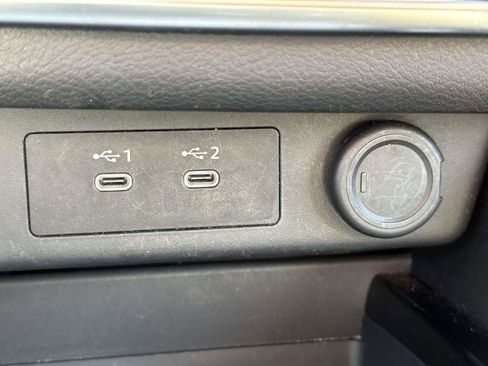 Used 2024 Nissan Rogue SV image 24