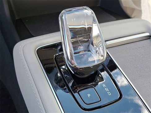 New 2026 Volvo XC90 B6 Ultra image 10