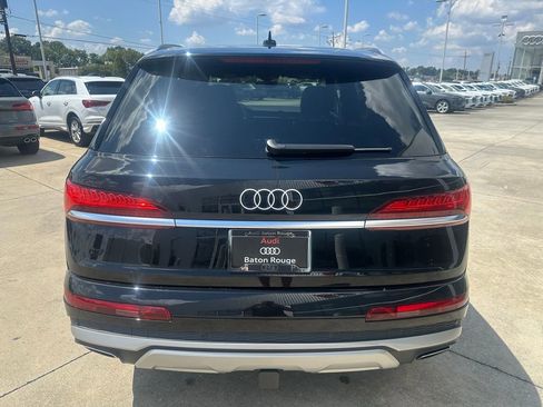 Certified 2025 Audi Q7 3.0T Premium w/ Convenience Package image 4