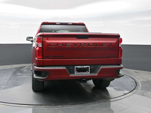 Used 2021 Chevrolet Silverado 1500 Custom w/ LPO, Dark Essentials Package image 6