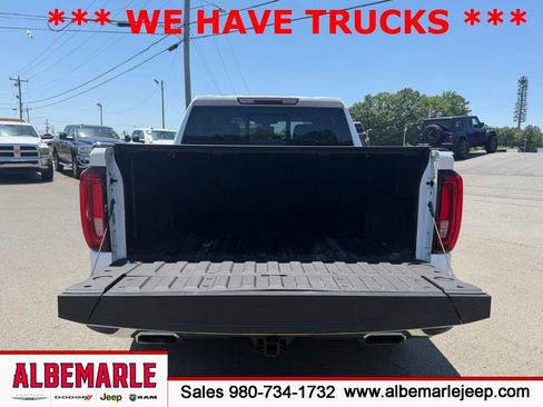 Used 2020 GMC Sierra 1500 SLT w/ SLT Premium Plus Package AWD/4WD image 5