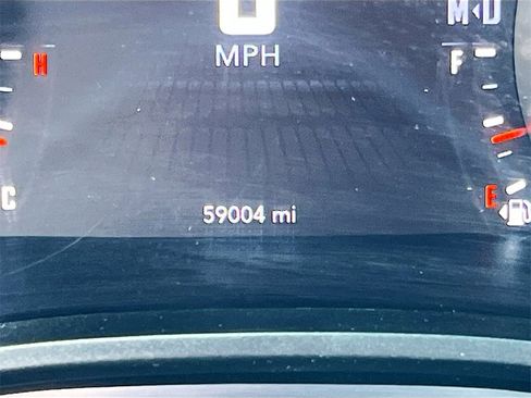 Used 2018 Dodge Challenger SXT w/ Blacktop Package image 12