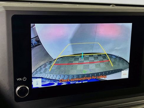 Certified 2025 Toyota 4Runner SR5 AWD/4WD image 12