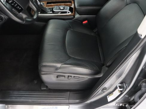 Used 2021 Nissan Armada SL w/ Captain's Chairs Package RWD image 15