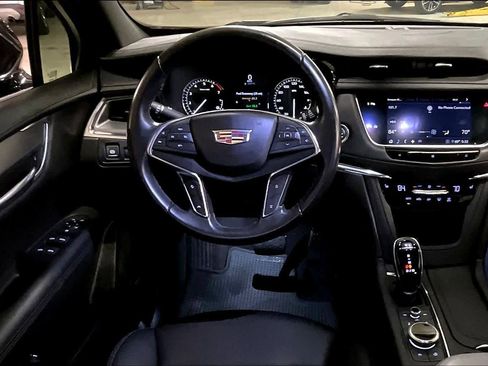 Used 2020 Cadillac XT5 Luxury image 6