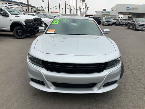 Used 2022 Dodge Charger SXT image 2