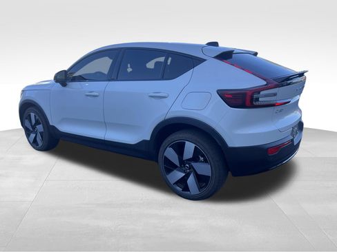 Used 2023 Volvo C40 P8 Recharge Ultimate AWD/4WD image 7