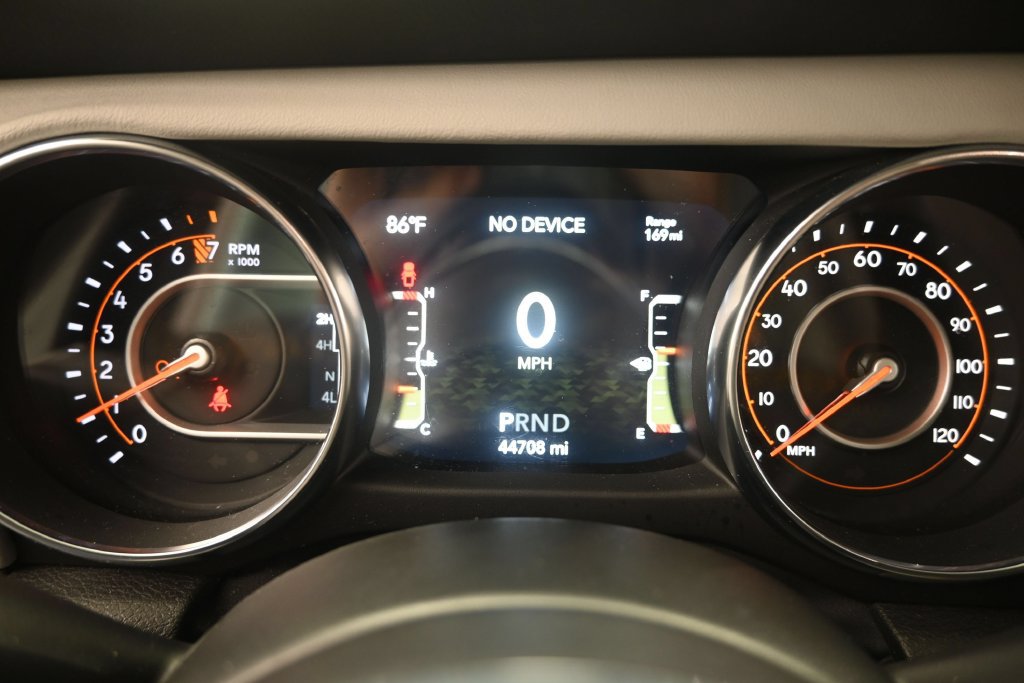 Used 2023 Jeep Gladiator Overland AWD/4WD image 36