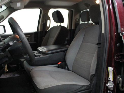 Used 2024 RAM 1500 Classic SLT image 8