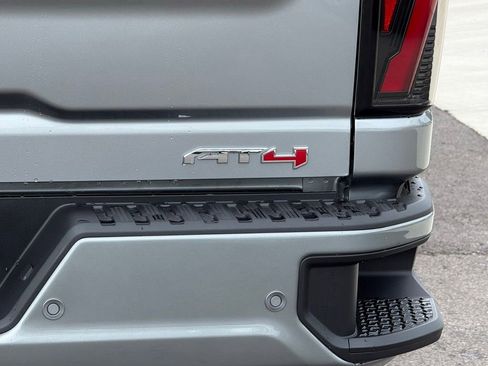 Used 2026 GMC Sierra 2500 AT4 w/ AT4 Premium Plus Package AWD/4WD image 46