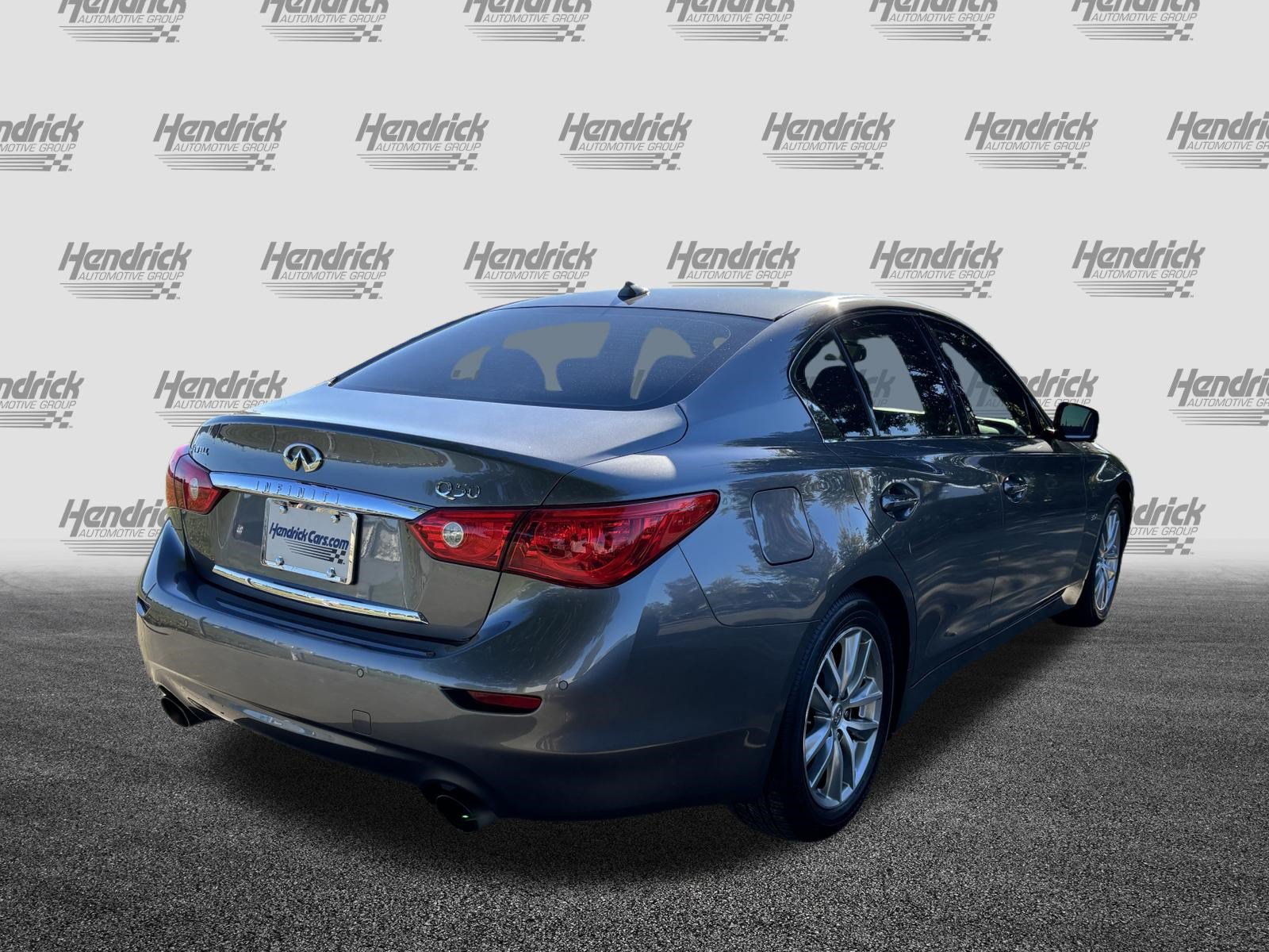 Used 2016 INFINITI Q50 3.0t Premium w/ Driver Assistance Package RWD image 10