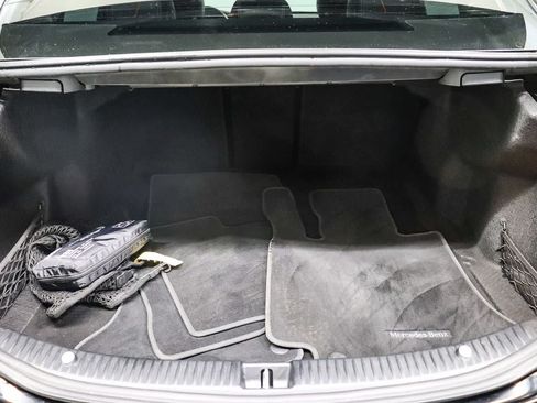Used 2019 Mercedes-Benz C 300 Sedan image 27