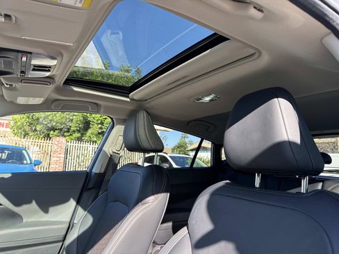 Certified 2025 Subaru Crosstrek 2.5i Limited w/ Crosstrek Mirror Package image 20