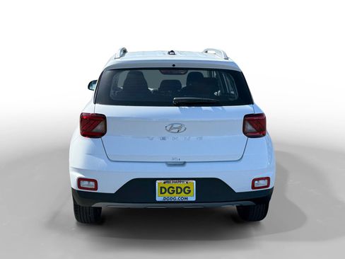 New 2026 Hyundai Venue SEL image 4
