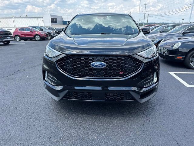 Used 2023 Ford Edge ST AWD/4WD image 2