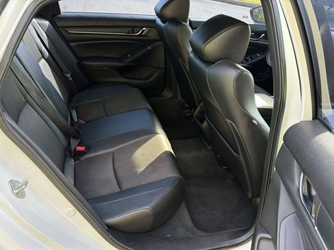 Used 2022 Honda Accord Sport image 11