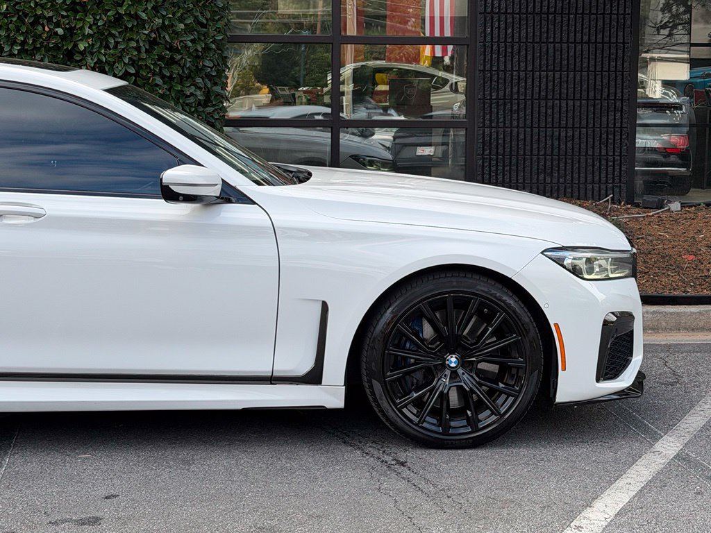 Used 2022 BMW 740i w/ M Sport Package RWD image 21