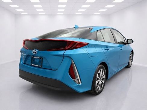 Used 2021 Toyota Prius Prime LE FWD image 8