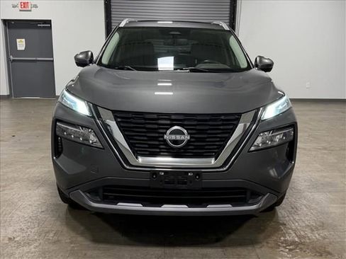Used 2023 Nissan Rogue SL image 9