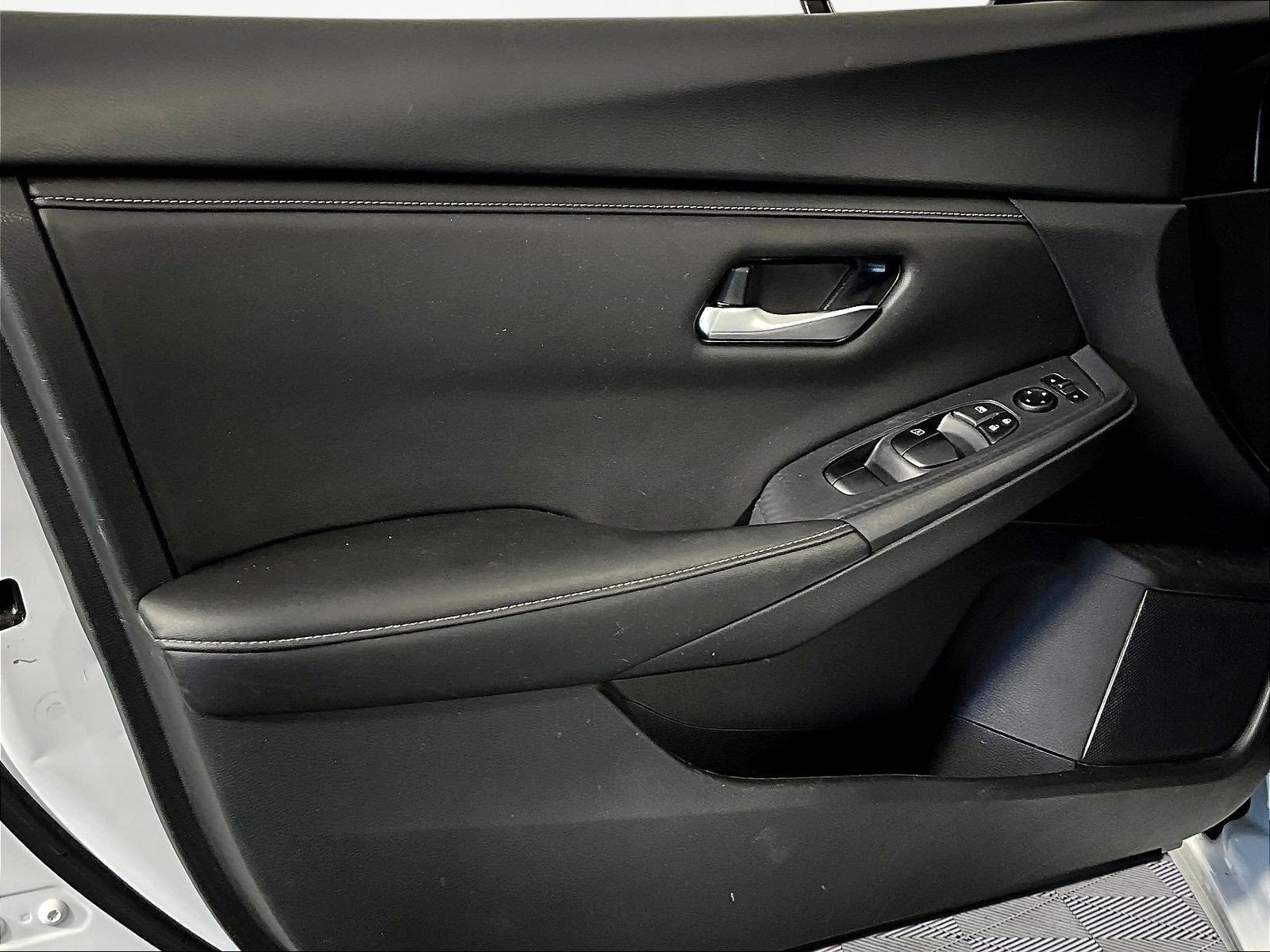 Used 2023 Nissan Sentra SV w/ All-Weather Package FWD image 18