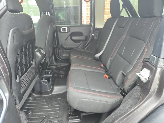 Used 2021 Jeep Wrangler Unlimited Rubicon w/ Dual Top Group AWD/4WD image 9